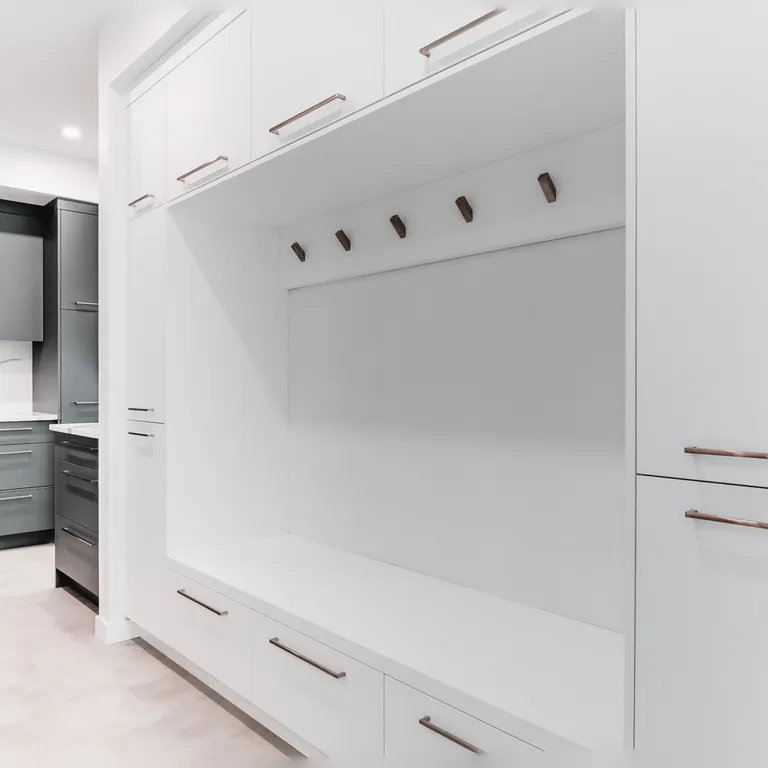 Kelowna custom wardrobes